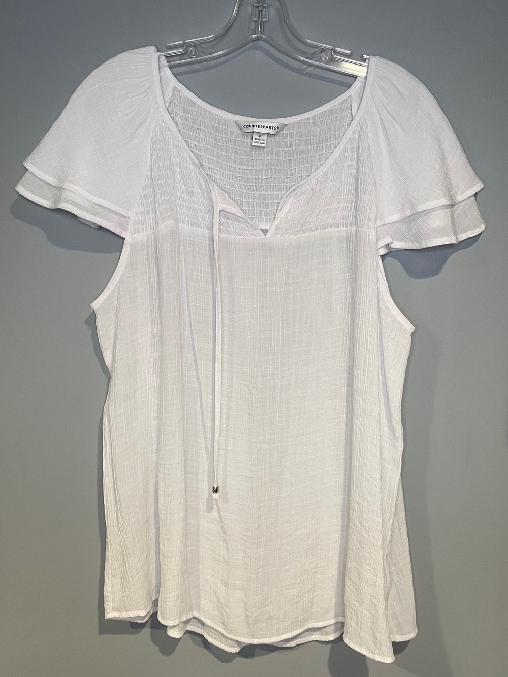Women’s V Neck Flutter sleeve White Blouse Size X-Large